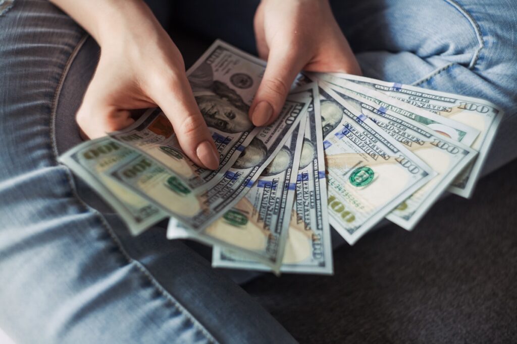 El descuento que pediste tú: cómo las marcas se rebajan solas